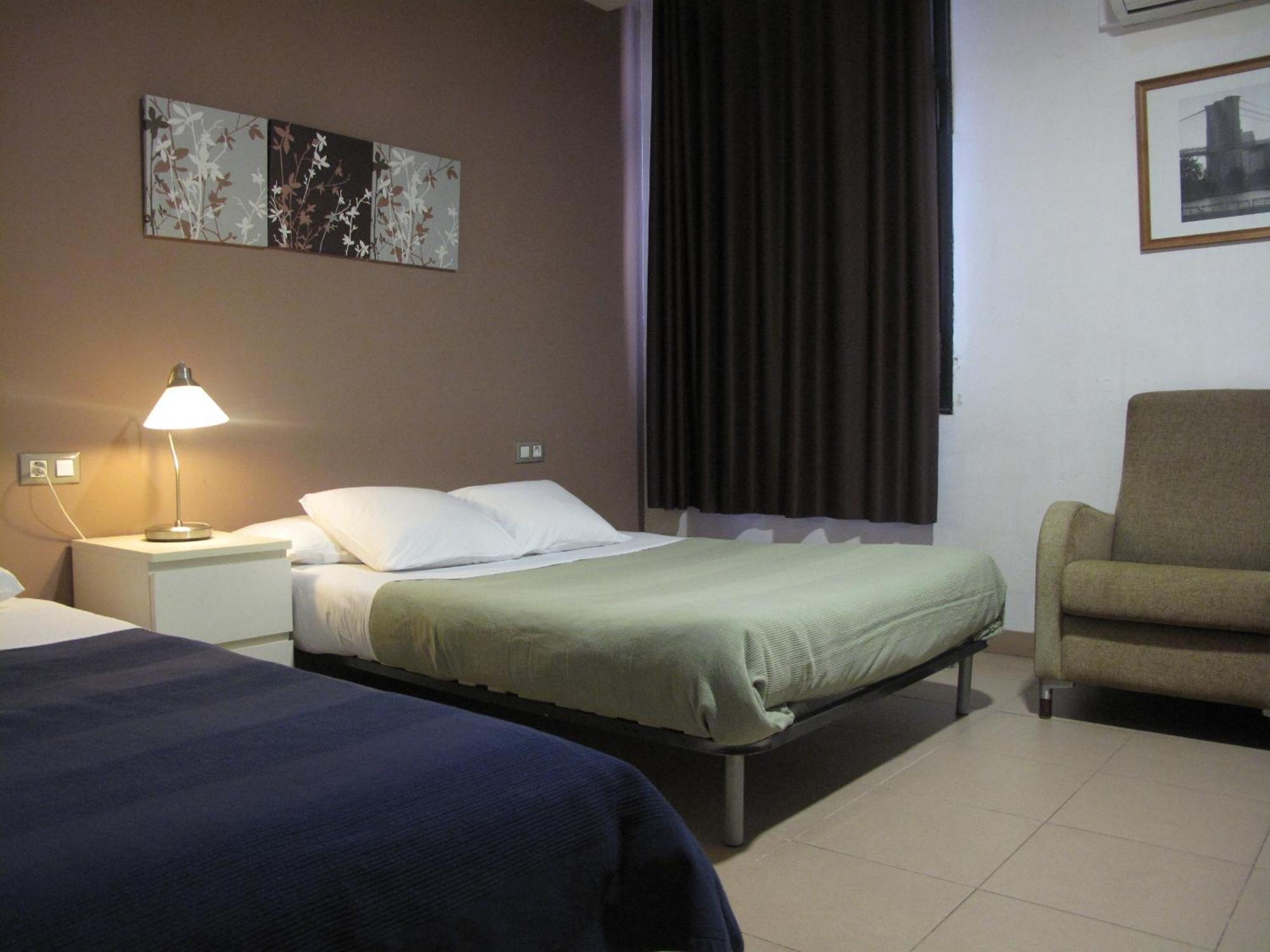 Hostal Lk Barcelona Exterior foto