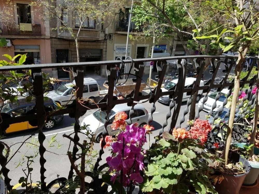 Hostal Lk Barcelona Exterior foto